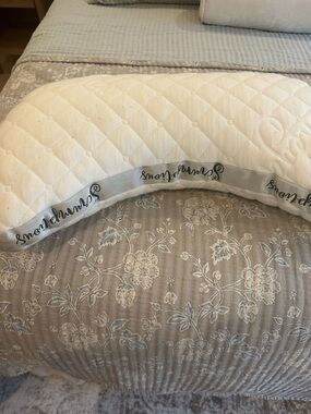 Honeydew Scrumptious gel Contour Pillow